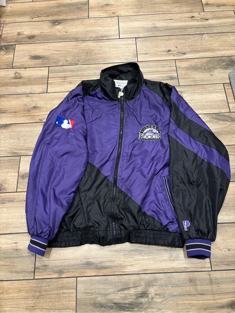 Vintage 90s Pro Player MLB Colorado Rockies Windbreaker Jacket Mens XL Purple